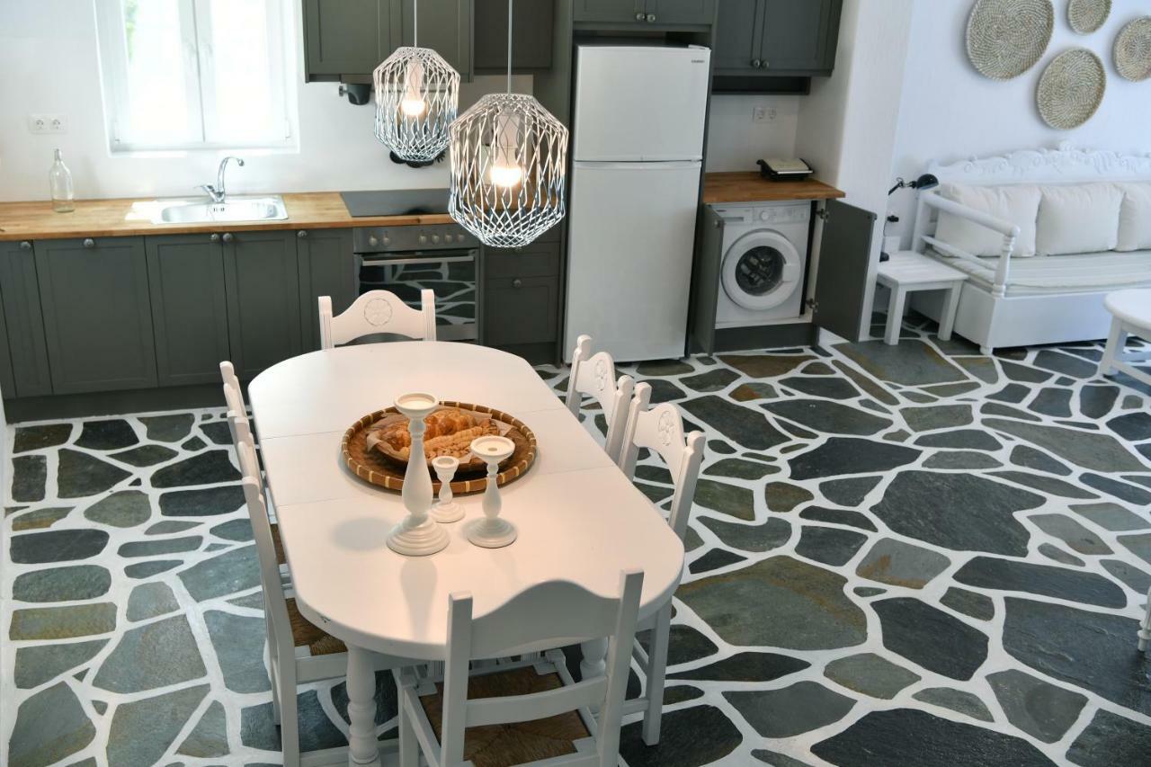 Santa Flora 3 Bedroom House â Parikiaâs Edge Páros Exteriör bild